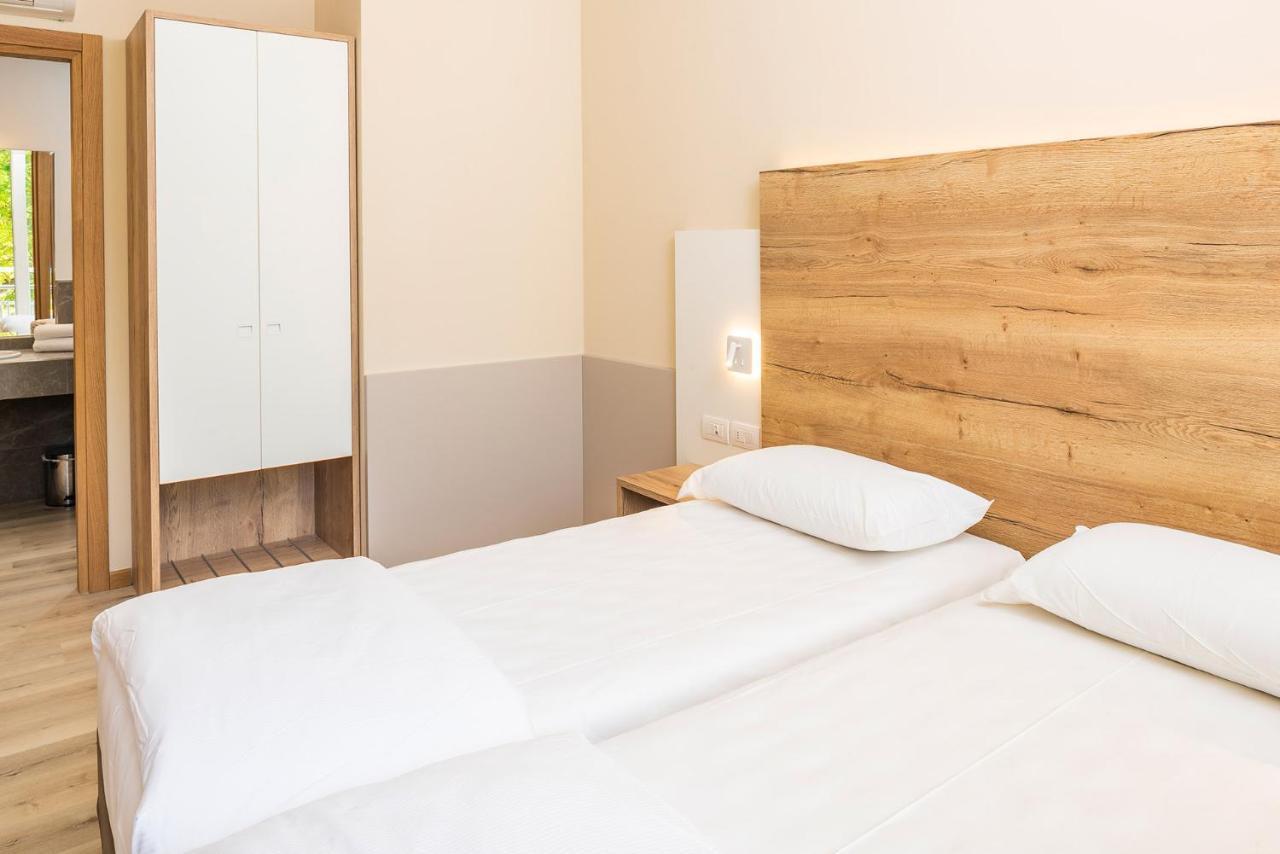 Aparthotel Parco Del Garda 3*